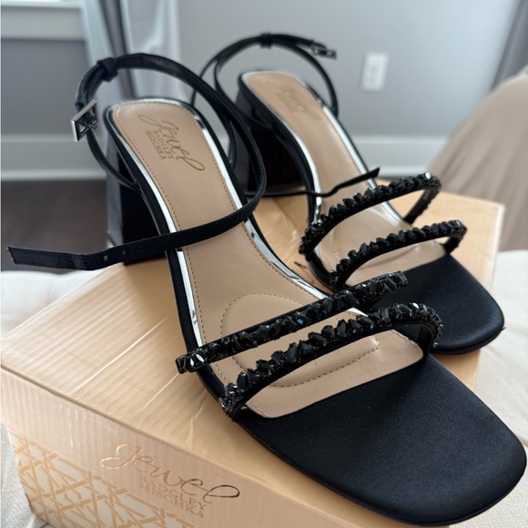 NEW Jewel Badgley Mischka Black Strappy Jeweled Heels Size 8.5 - Picture 6 of 10
